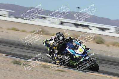 media/Oct-30-2025-Racers Edge (Thu) [[dabbdaf680]]/2-A Group/Session 3 (Turn 15 Inside)/